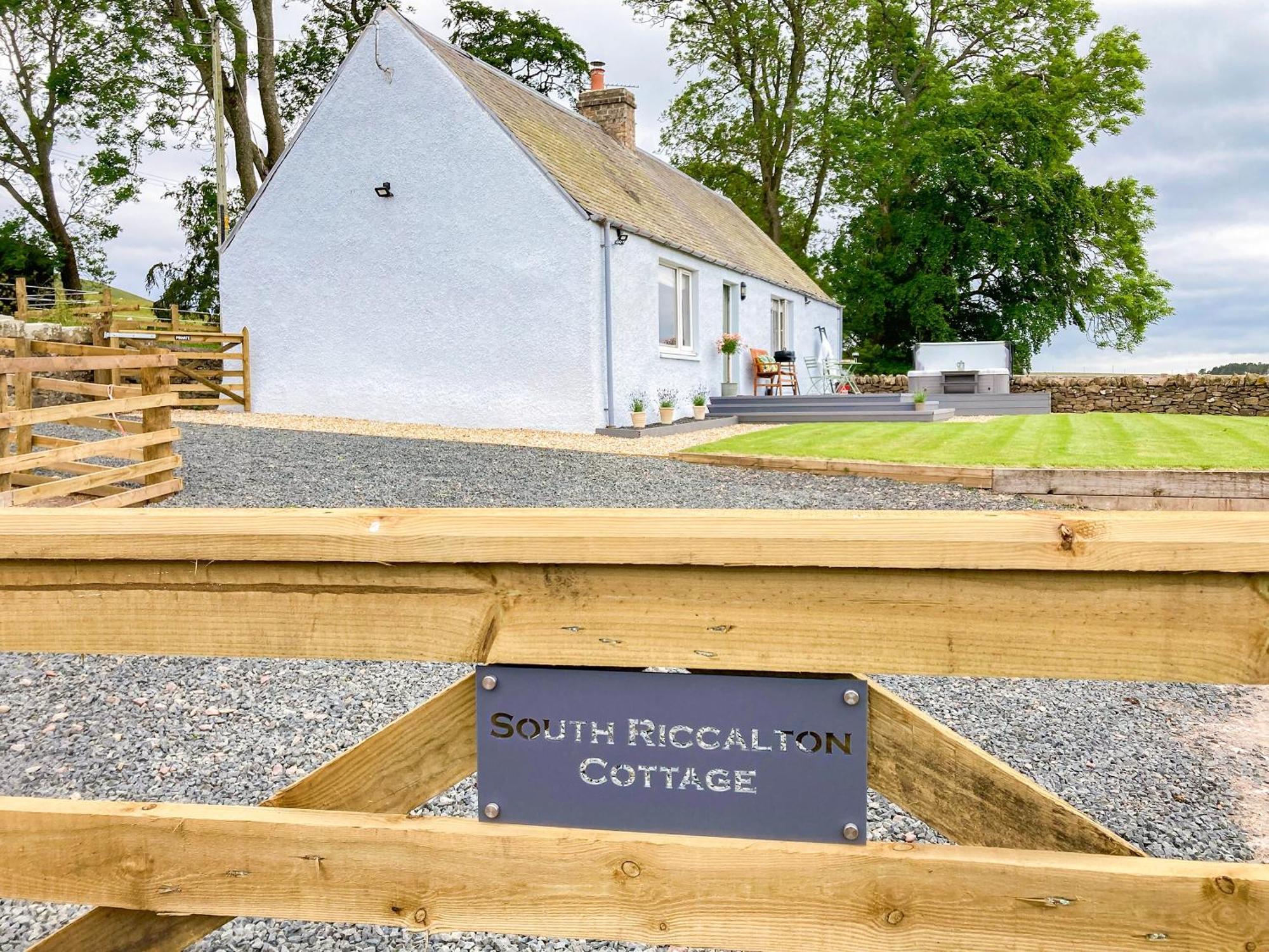 South Riccalton Farm Cottage Oxnam Buitenkant foto